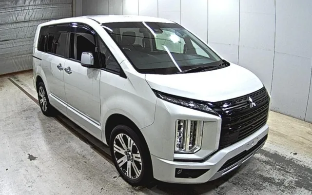 Mitsubishi Delica D:5, 2021, фото 1